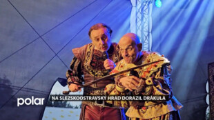 Plné hlediště i v dešti. Slezskoostravský hrad patřil Drákulovi