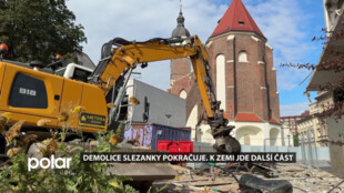 Demolice Slezanky v Opavě pokračuje. K zemi jde další část bývalého obchodního domu