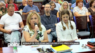 Konalo se poslední zastupitelstvo před volbami