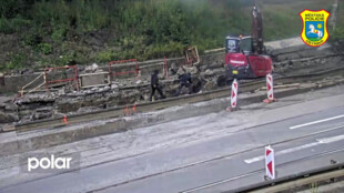Dovolil nám to vedoucí! Zloději v Ostravě kradli na staveništi kabel, kamera je ale usvědčila