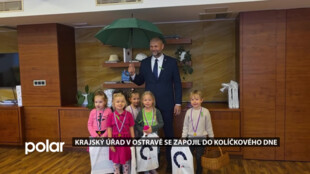 Malý kolíček, velká pomoc. Krajský úřad v Ostravě se zapojil do sbírky pro děti s handicapem