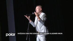 Senioři ve Frýdku-Místku dostali dárek: koncert Vladimíra Hrona