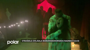 Mariánskohorská radnice se proměnila ve strašidelný zámek. Nadpřirozené bytosti ovládly i ulice