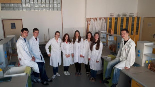 Bílovečtí gymnazisté se podílejí na genetickém výzkumu