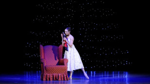 Dárky z NDM:CD HANA/EDITH a představení o svátcích i na Silvestra