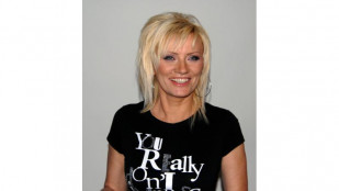 ​Lennie Maxx dokáže, že ženy jsou multifunkční k zbláznění