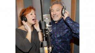 ​Karel Gott nazpíval s Kamilou Magálovou duet k pohádce