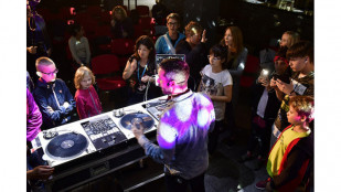 ​DJs z festivalu Beats for Love představili své umění neslyšícím