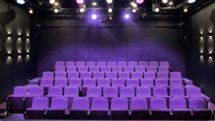 Zahrajte si generála a dejte si drink aneb Noc divadel v NDM