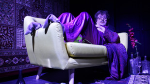 Král umírá. Absurdní groteska jako 1. premiéra v nové komorní scéně NDM