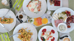 Ostravané si mohou užít snídaně v restauraci Kaskáda v Karolině