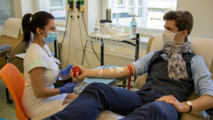 Mezi dárce krve se zařadili i členové baletu Národního divadla moravskoslezského