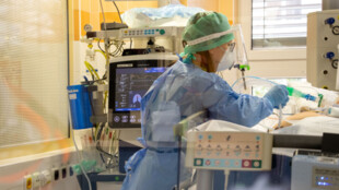 FN Ostrava i další zdravotnická zařízení v kraji musí výrazně omezit neakutní výkony