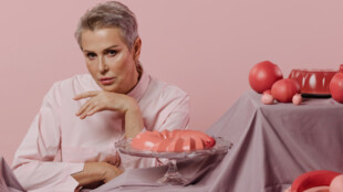 Chcete vypadat o 10 let mladší? Poslechněte tajné tipy předních vizážistů!