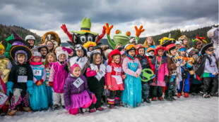 Pojeďte s dětmi na maškarní lyžovačku na Horalu ve Velkých Karlovicích