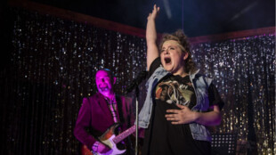 Colours of Ostrava lákají na Špinarku Divadla Petra Bezruče i Cirk La Putyku