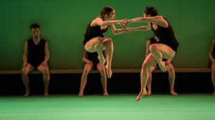 NDM uvede ve čtvrtek celovečerní balet mága moderního světového tance Ohada Naharina s názvem Hora