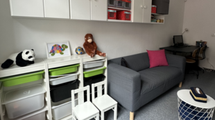 Jak pomoci člověku s autismem, aby mohl být sám sebou a přitom se v běžném světě neztratil?