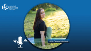 Podcast FNO:  Smyslem onkojógy je, aby si pacienti odpočinuli