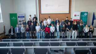 Nejlepší středoškoláci poměřili své znalosti ekonomie v Karviné