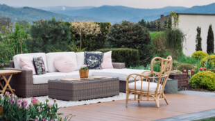 Jak poznat spolehlivý obchod se zahradním nábytkem? Průvodce bezpečným nákupem