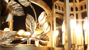 Vítkovickou radnici rozzáří repliky čtyř původních secesních lustrů v hodnotě asi milion korun