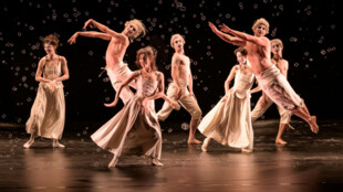 Nejen Mozart! Balet NDM potěší diváky hravostí i vážností a Mozartovou hudbou