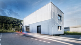 Stavební skupina HSF System postavila první 3D tištěnou automyčku na Slovensku