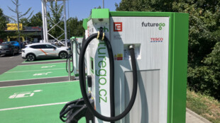 Dobíjení elektromobilů u ČEZ stojanů v kraji vzrostlo o 34 %, na špici poprvé Nový Jičín
