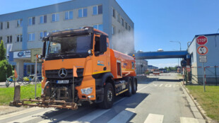 Vedra skončila, na boj s nimi spotřebovaly Ostravské komunikace 80 cisteren vody