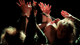 Limity - nový mezinárodní projekt Ateliéru NDM pro mladé performery a dokumentaristy