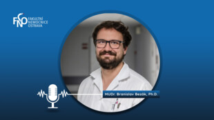 Podcast FNO: Velikáni kardiochirurgie jsou většinou skromní a normální lidé