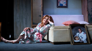 Cena za něžnost /divadelní představení